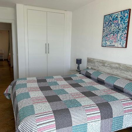 Apartamento Frente Al Mar,Primera Linea De Playa Rincon de la Victoria Exterior photo